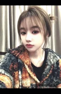 柒柒