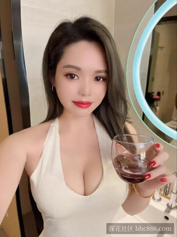 佳佳