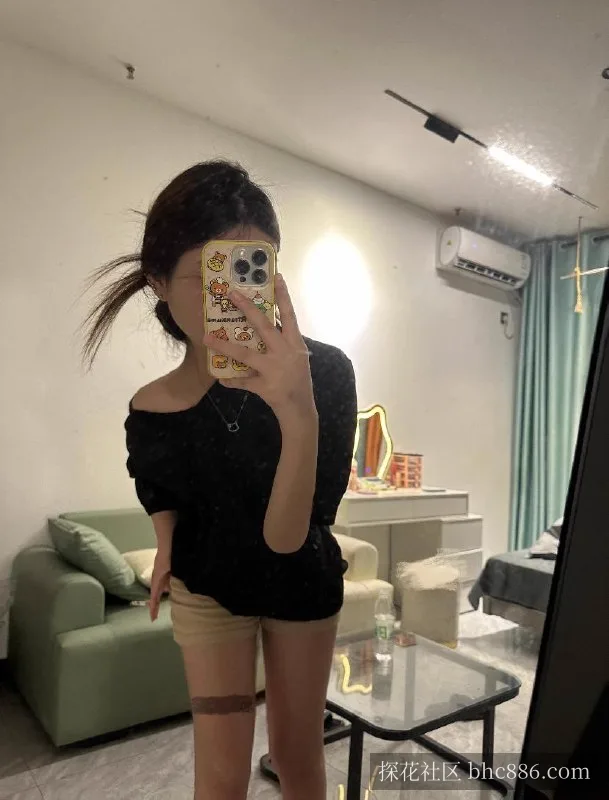 小哎