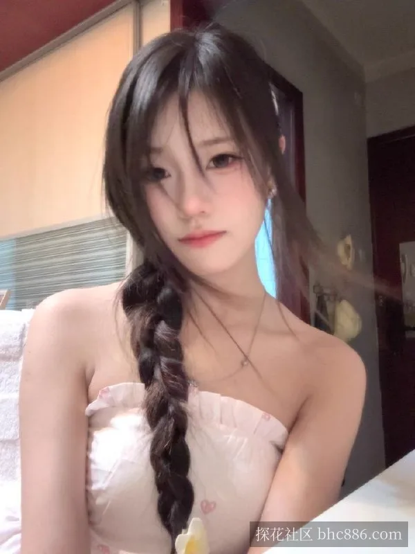 莉莉