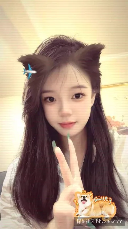 依依