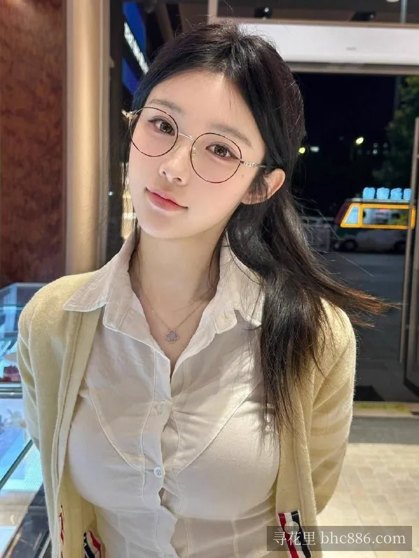 小依依
