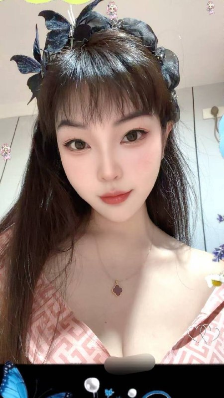 美甲店老板娘叮当