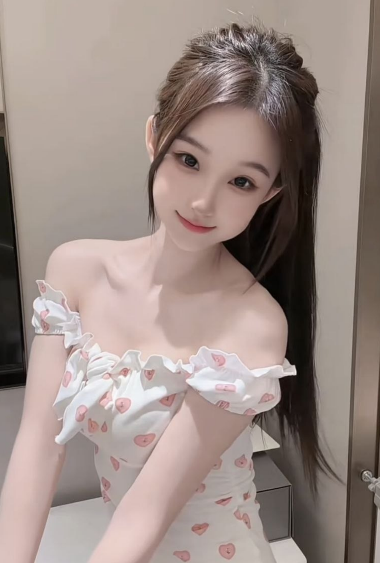 实习护士菲菲  个人兼职